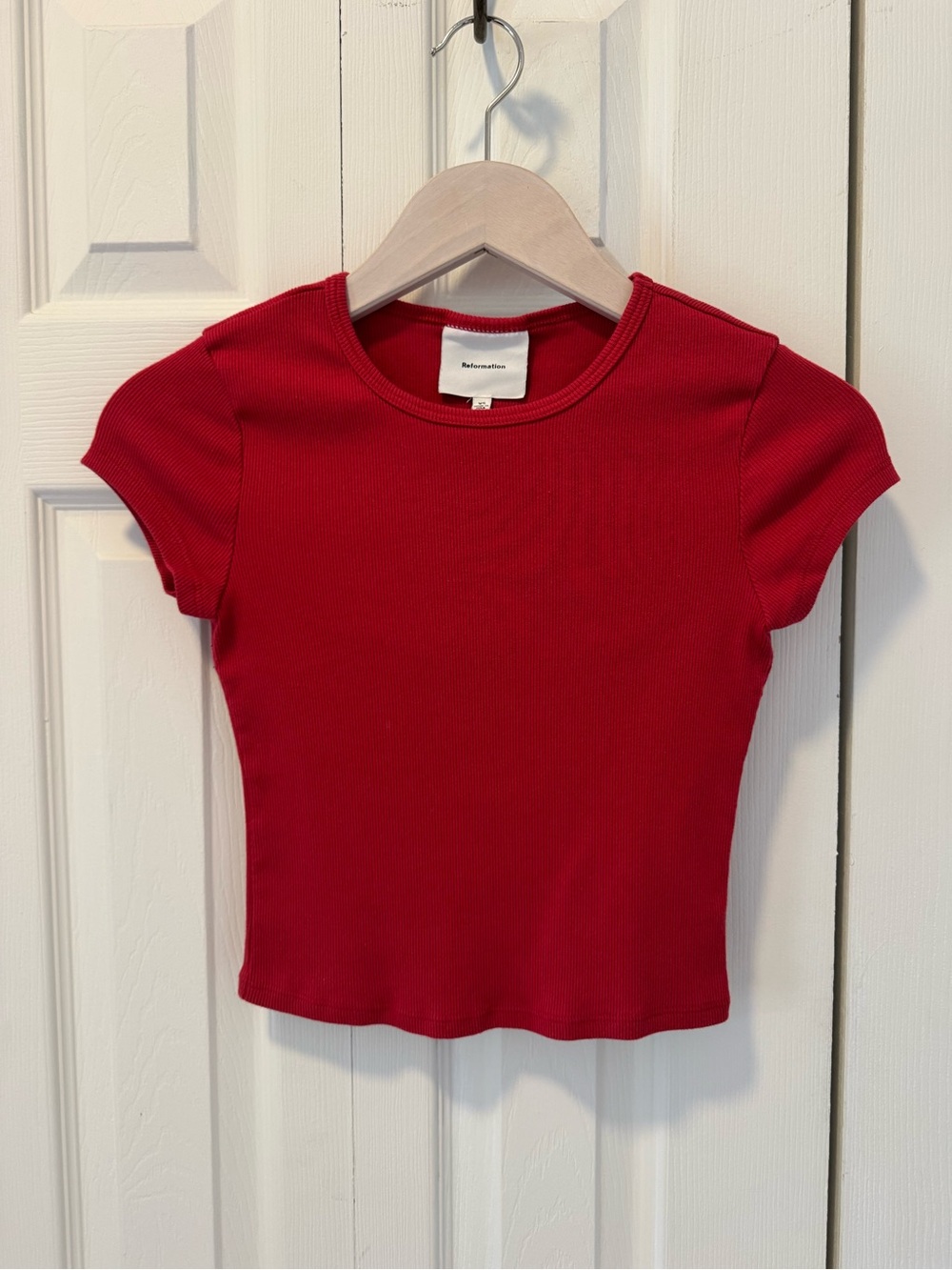 NWOT Reformation Muse Tee in Lipstick (Size XS).